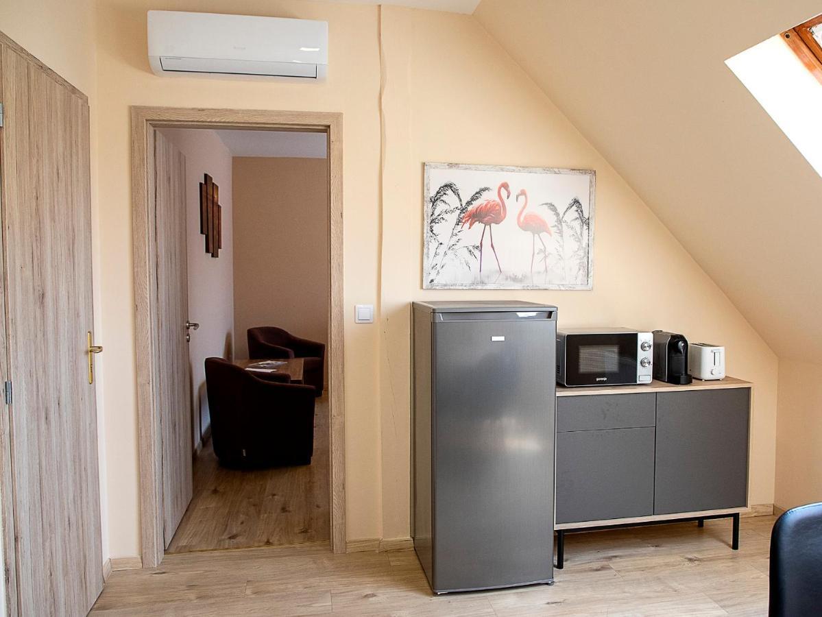 Lux Apartman Buek Exterior foto