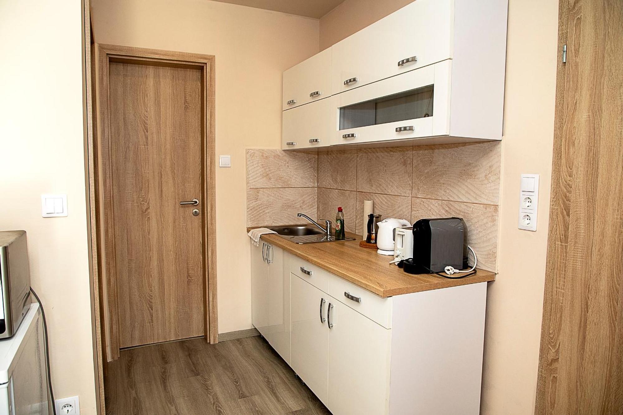 Lux Apartman Buek Exterior foto